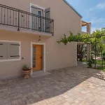 Olive Tree Апартаменты Водице