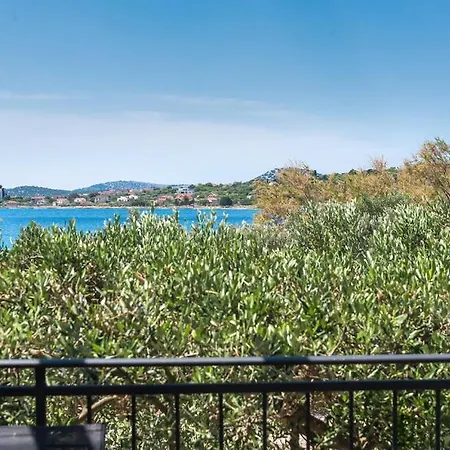 Olive Tree Apartmán